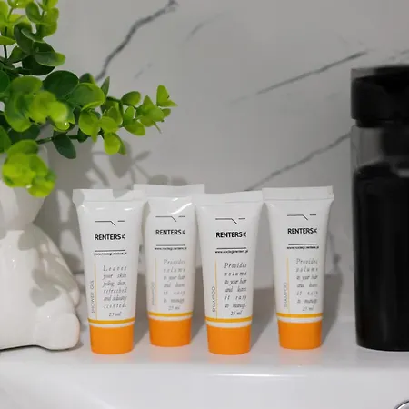 Bright Wola Ideal For Remote Work By Renters *