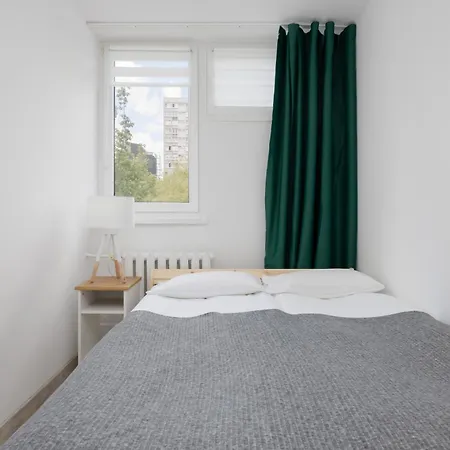 Bright Wola Ideal For Remote Work By Renters