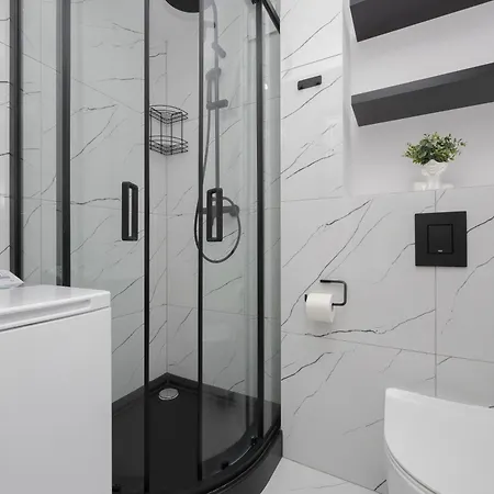 Bright Wola Ideal For Remote Work By Renters Varsavia