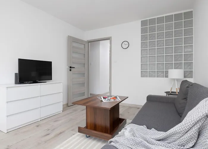 Apartament Bright Wola Ideal For Remote Work By Renters