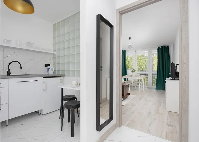 Apartament Bright Wola Ideal For Remote Work By Renters *